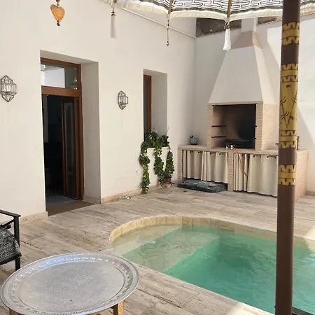Campoamor Villa *